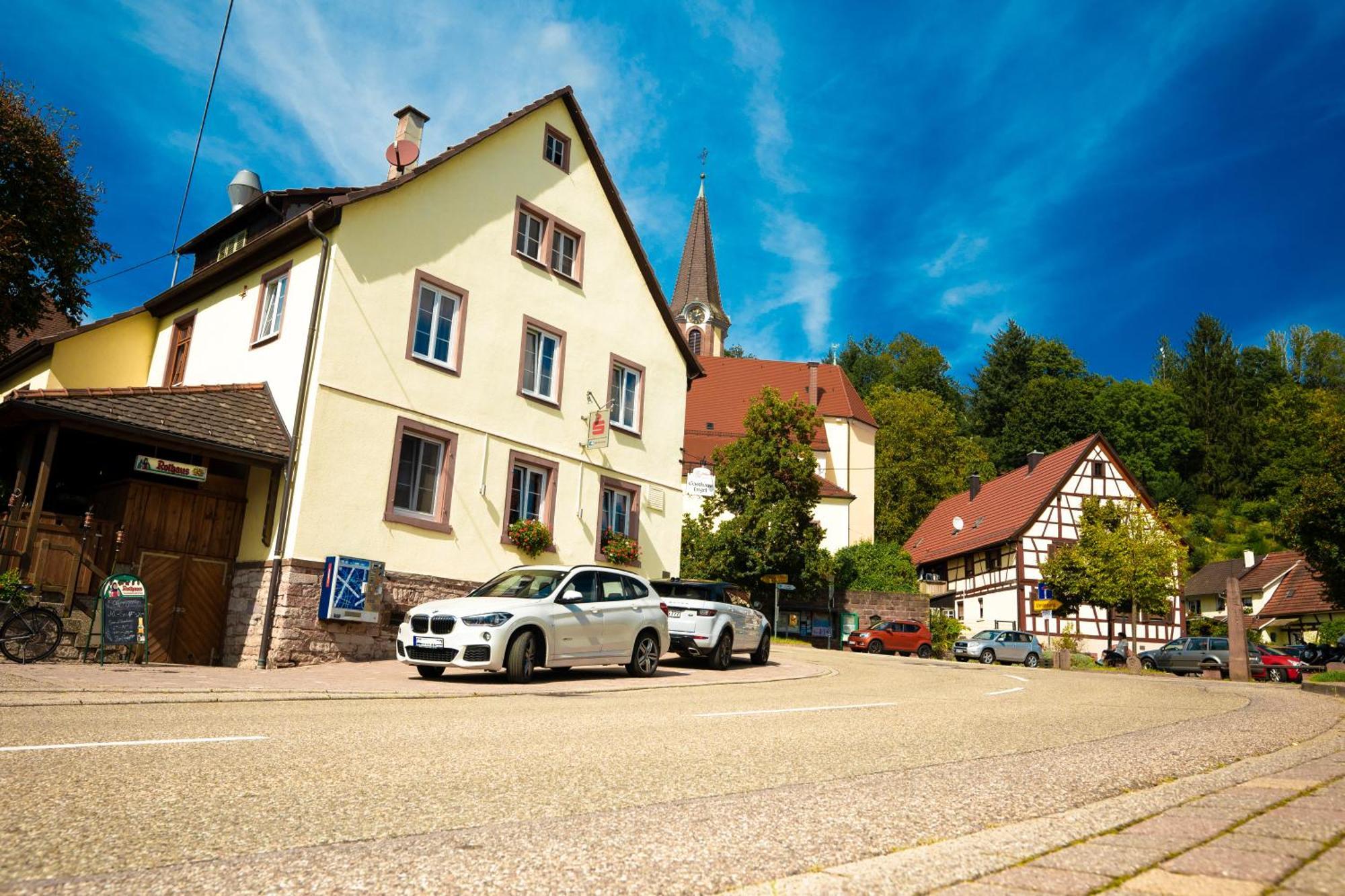 Landhotel Engel & Kreuz Gaggenau Esterno foto